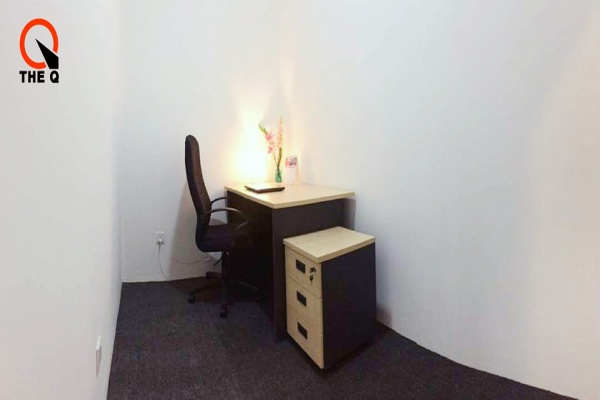 Modern, Well-Appointed Room
